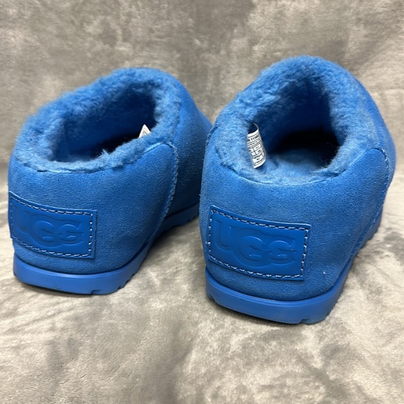 UGG Pumped Platform Slides Size 8 - Picture 4 of 10